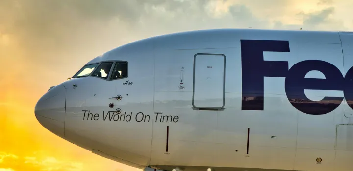 FedEx Boeing 767 Touches Down Without Nose Gear at Istanbul Airport